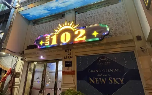 호치민 102 가라오케 | 룸 · 주대 · 이용 정보 썸네일